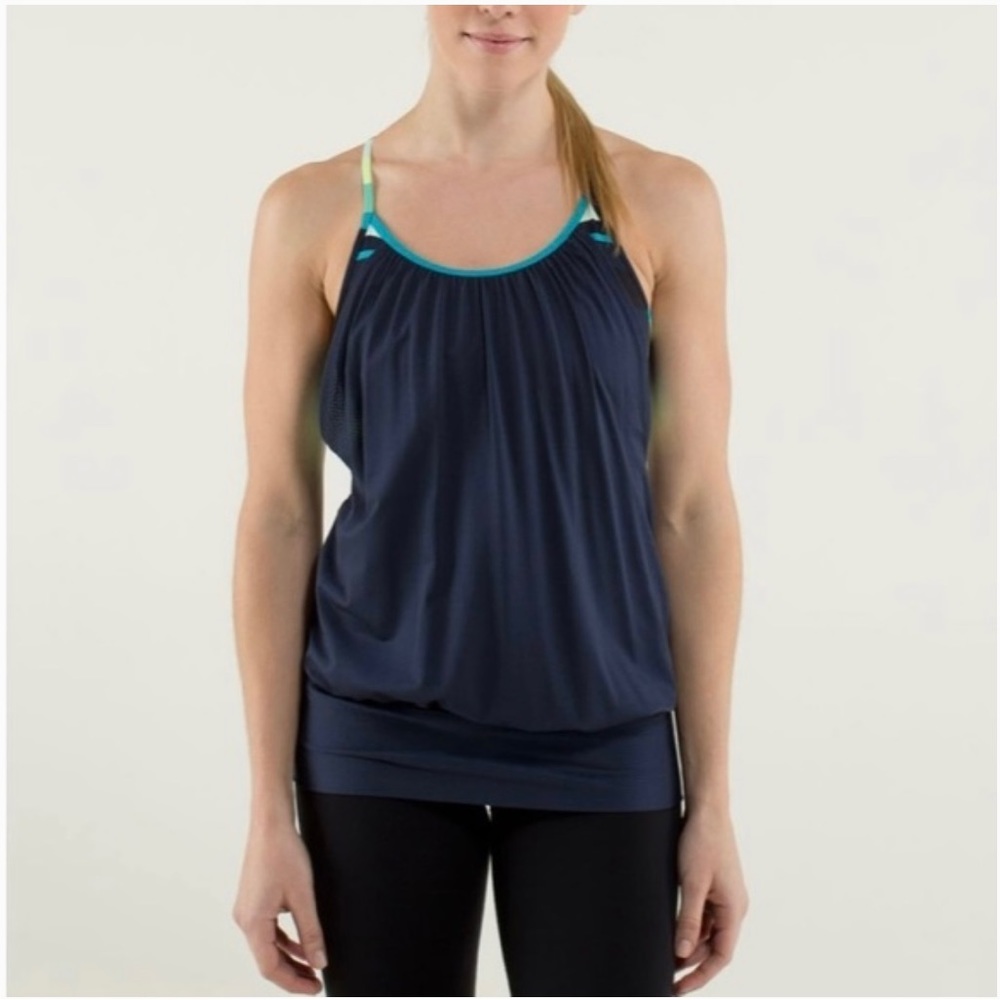 Lululemon Women’s No Limits Tank Top ~ Dark Blue